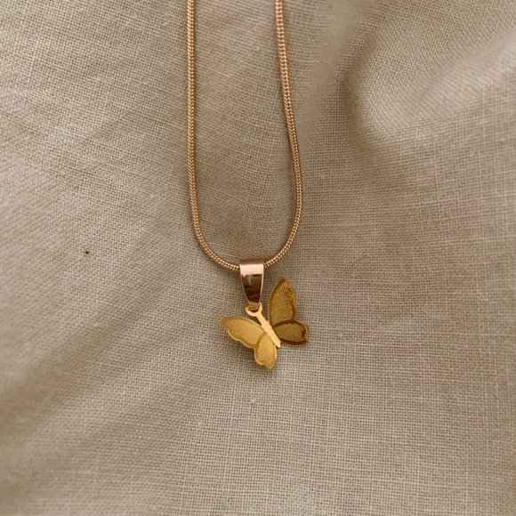 LAST ONE! gold plated butterfly necklace🦋✨ - Picture 4 of 6